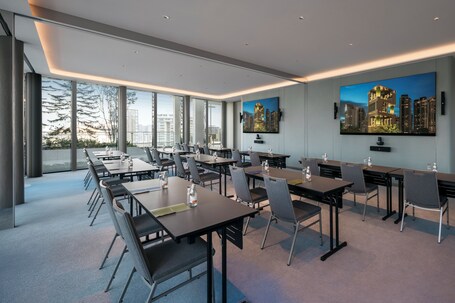 Pan Pacific Orchard - Image 39
