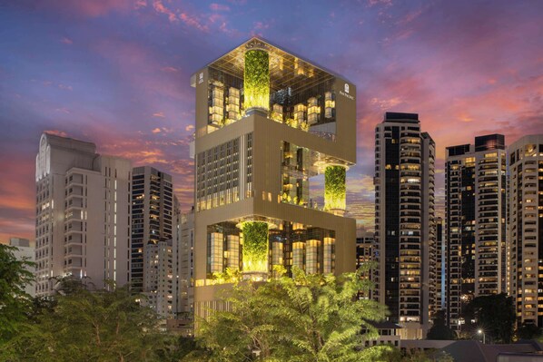 Exterior - Pan Pacific Orchard (Singapore)