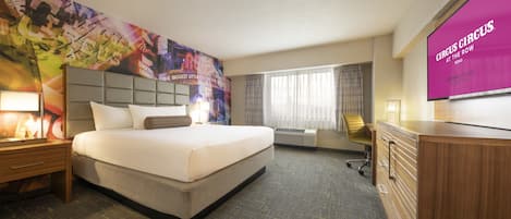 LUXURY PREMIUM ROOM 1 KING NON-SMOKING | Laptop workspace, iron/ironing board, free WiFi, bed sheets