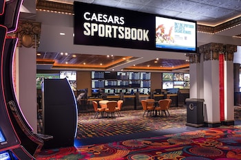 Casino at Circus Circus Reno – A Caesars Rewards Destination