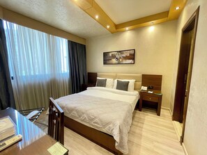 Suíte presidencial, 2 quartos, vista para a cidade | 1 quarto, roupas de cama premium, frigobar, cofres nos quartos