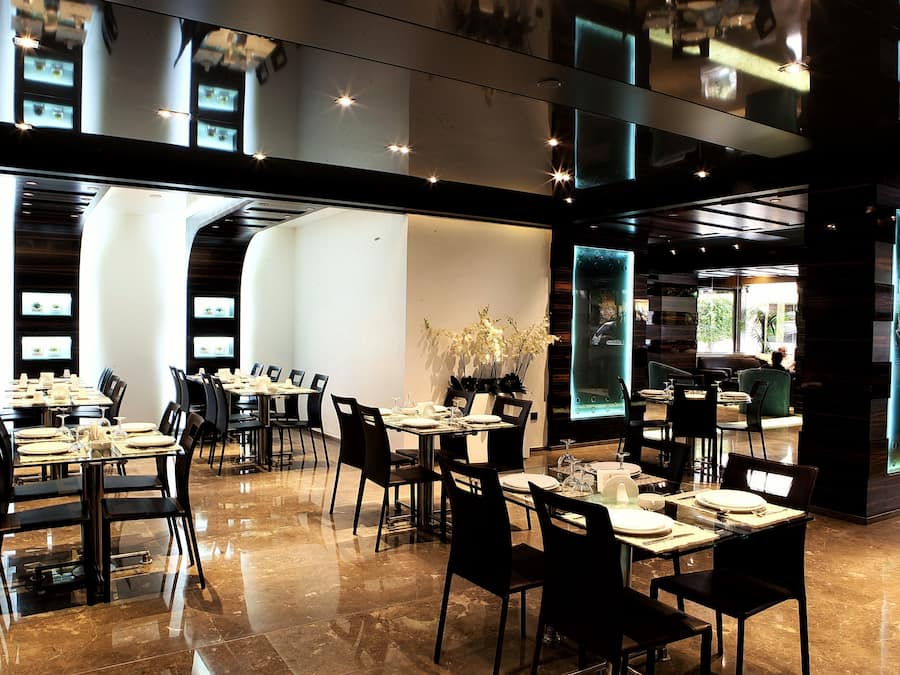 Se sirven desayunos y almuerzos