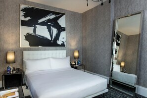 Premium bedding, in-room safe, iron/ironing board, free WiFi