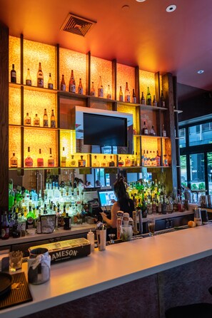 Cocktail bar