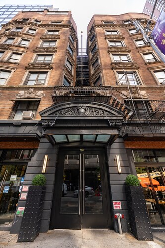 Square Hotel at Times Square