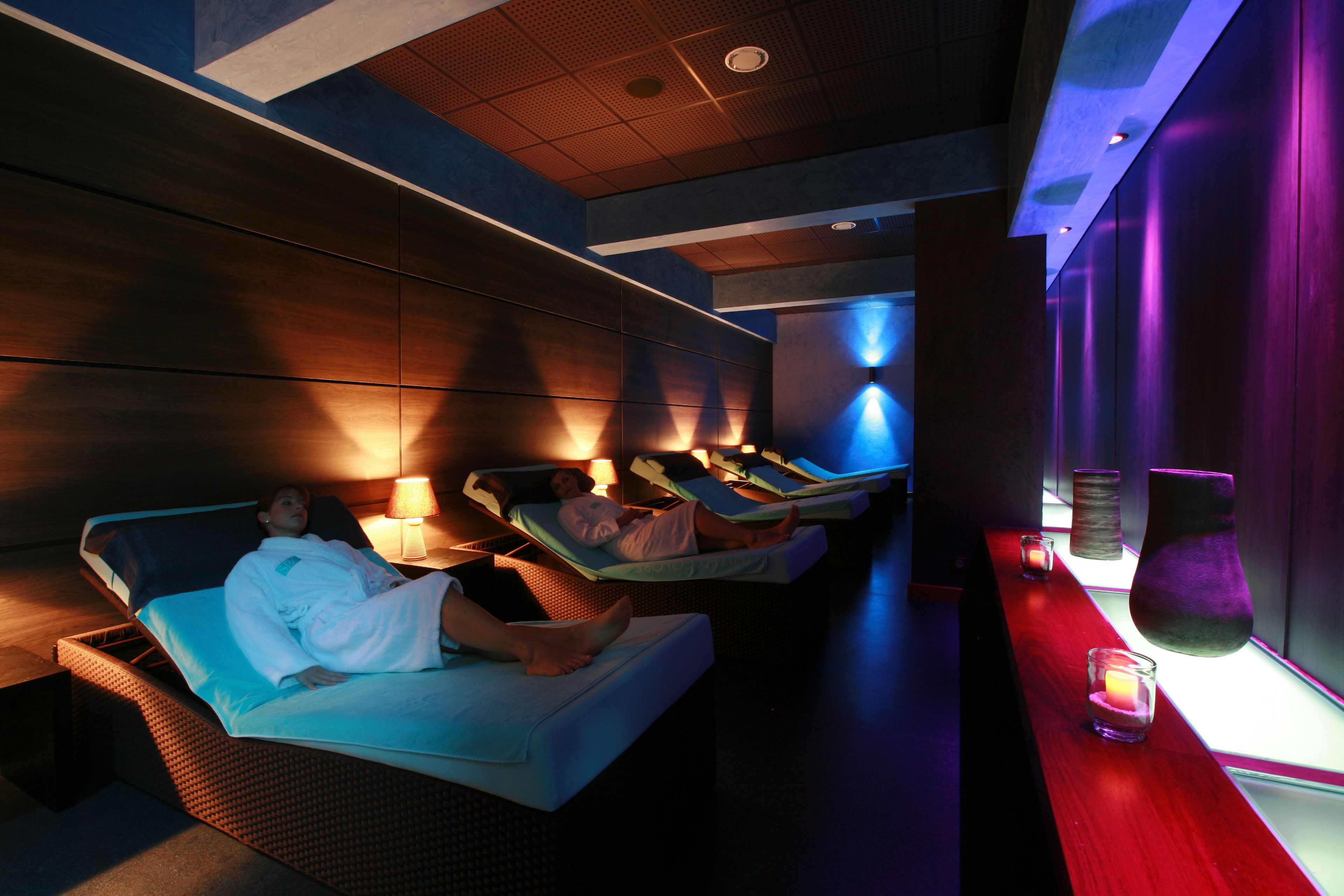 Espace de soins en plein air, sauna, hammam, hammam, soins corporels