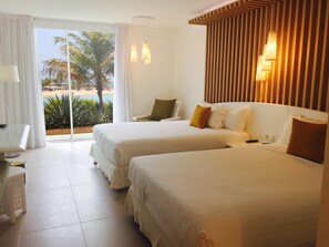 Luxe beddengoed, een kluis op de kamer, een bureau