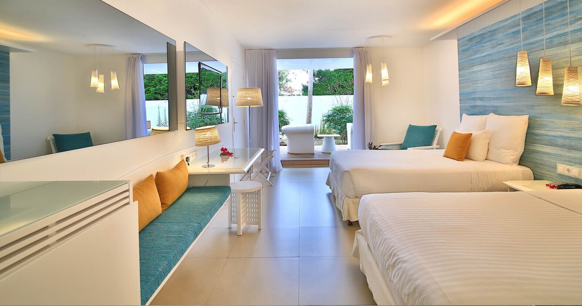 Chambre Classique, 2 lits doubles, terrasse