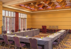Meeting facility