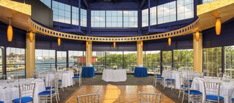 Pier 5 Hotel Baltimore