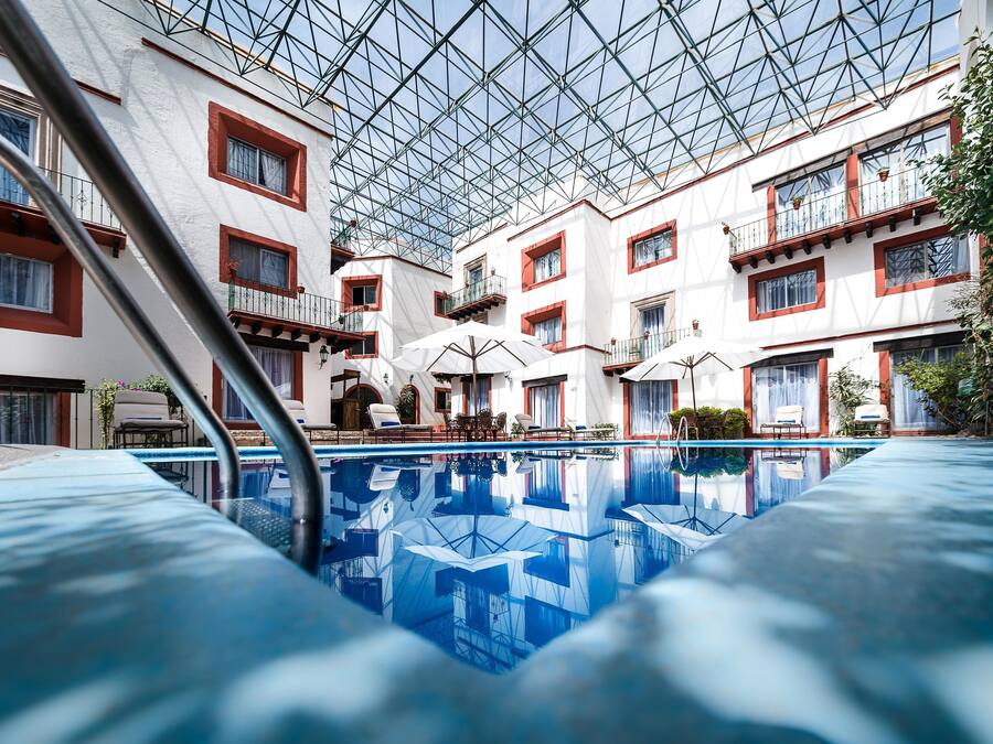 Ulkouima-allas, aurinkovarjoja