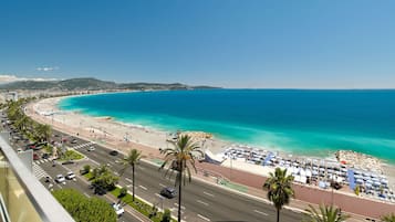 Private beach, beach towels