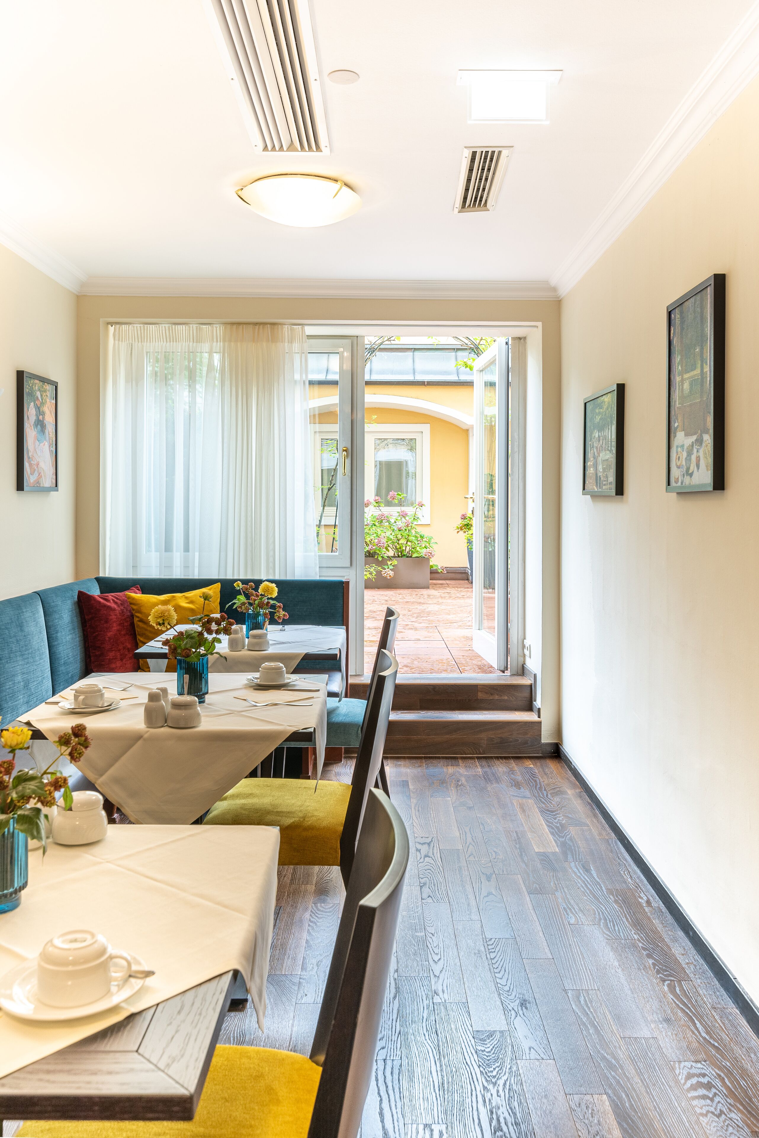 Daily buffet breakfast (EUR 20 per person)