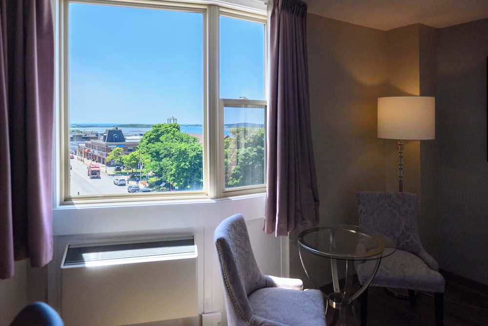 Rodd Grand Yarmouth by null