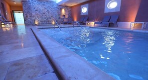 Behandlungsräume für Paare, Sauna, Whirlpool, Dampfbad