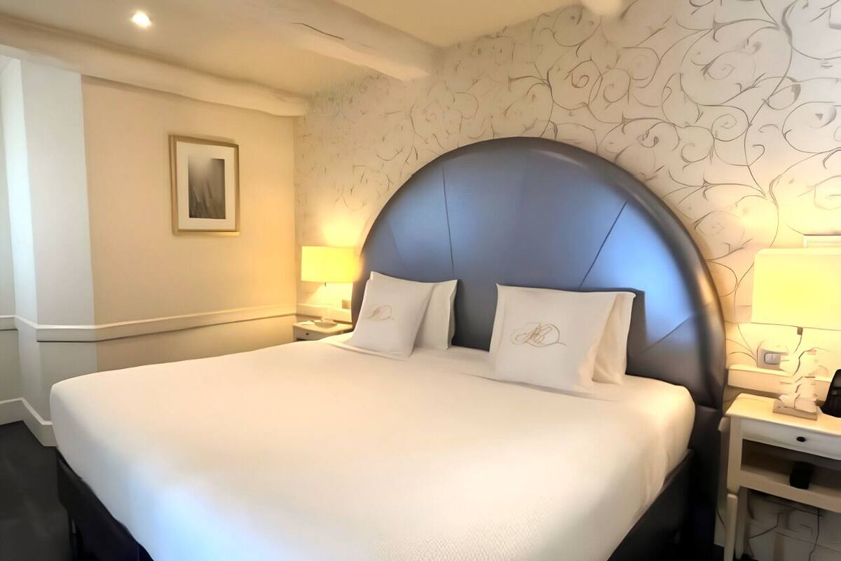 Suite vue piscine