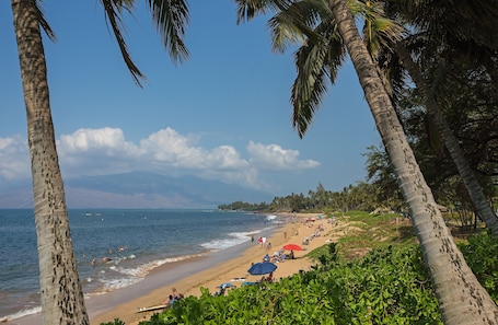 Point of interest. Maui Coast Hotel