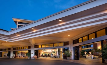 Hotel entrance and lobby at Maui Coast Hotel