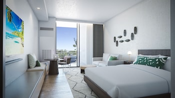 Kai King | Premium bedding, pillowtop beds, in-room safe, laptop workspace at Maui Coast Hotel