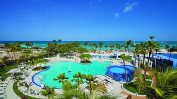 Outdoor pool, sun loungers