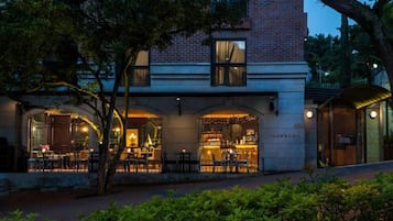 Café da manhã, almoço e jantar