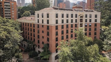 Fachada de la propiedad