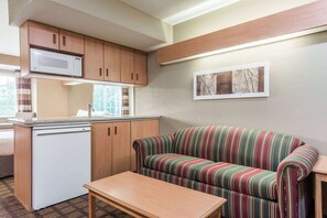 In-room safe, desk, iron/ironing board, free rollaway beds