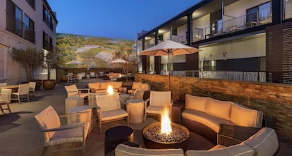 Hilton Garden Inn Davis Downtown