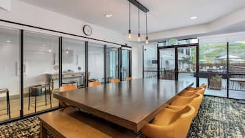 Meeting facility