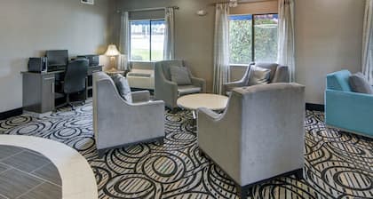 Quality Inn & Suites Grand Prairie South
