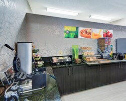 Desayuno buffet incluido todos los días 