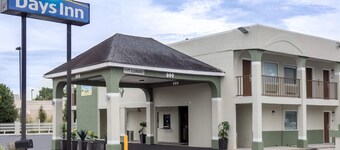 Days Inn by Wyndham Goose Creek
