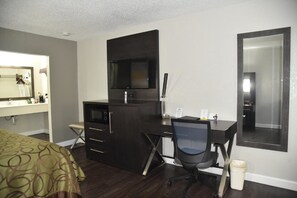 Desk, free cots/infant beds, rollaway beds, free WiFi