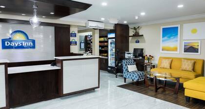 Days Inn by Wyndham Goose Creek