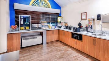 Colazione continentale inclusa, servita tutte le mattine