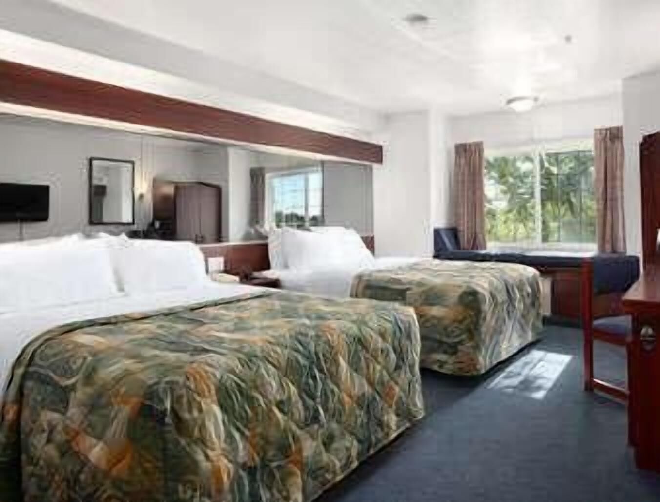 In-room safe, desk, laptop workspace, blackout curtains