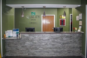 Lobby - Quality Inn North Vernon near Hwy 50 (North Vernon)
