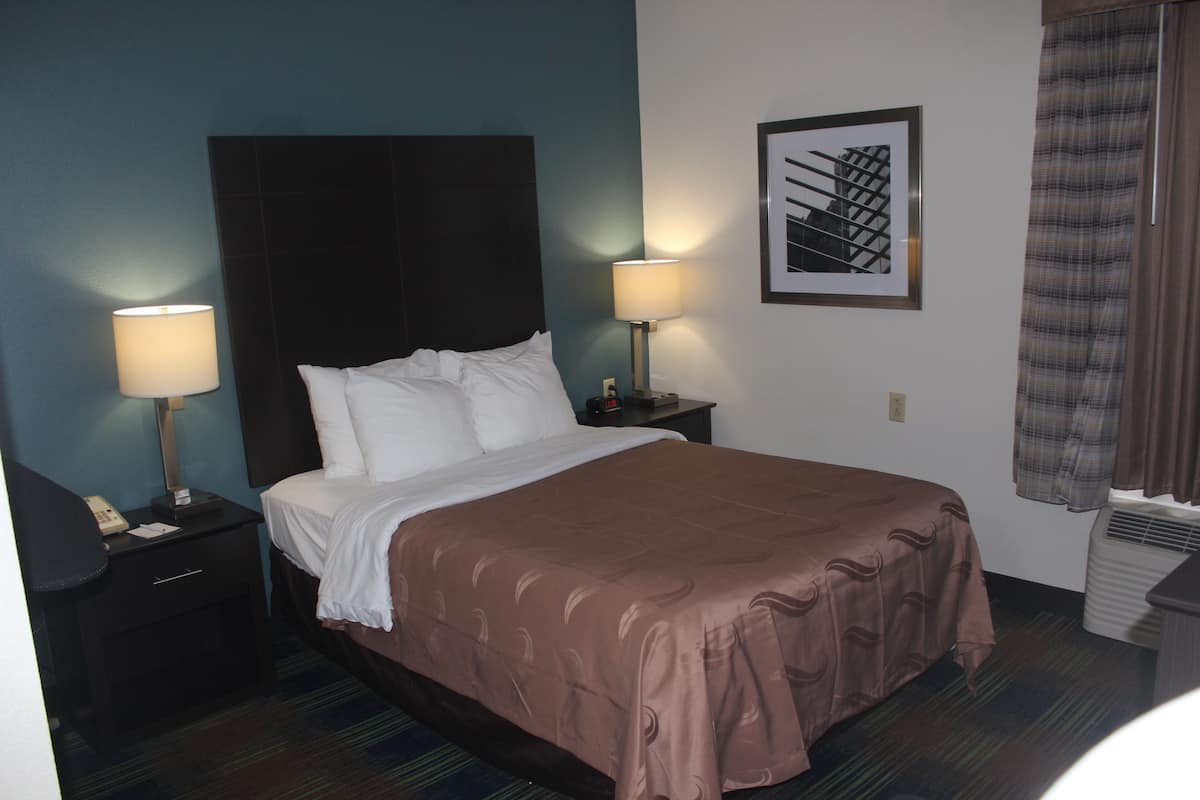 Room, 1 Double Bed, Accessible, Non Smoking | Desk, laptop workspace, blackout drapes, iron/ironing board
