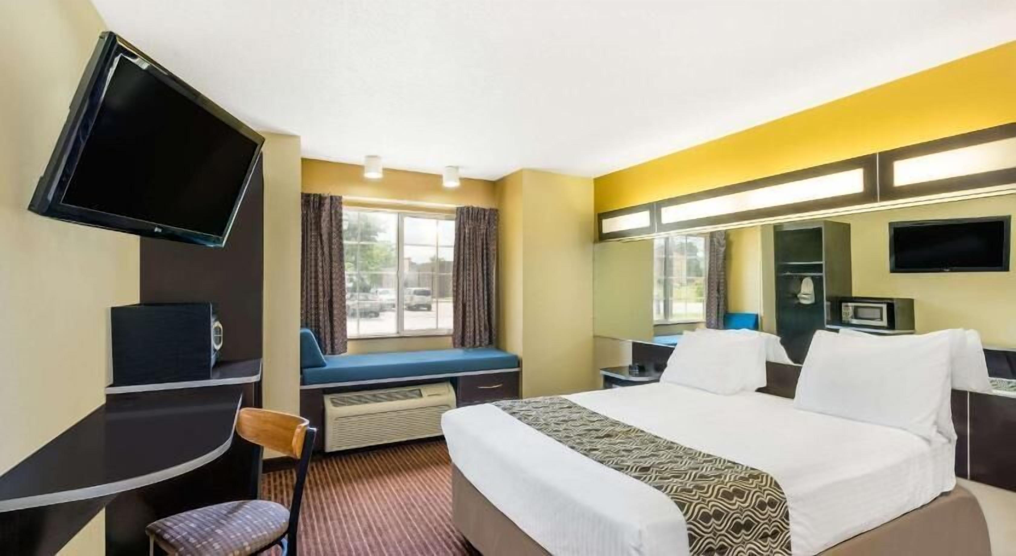 Pillow-top beds, desk, laptop workspace, iron/ironing board