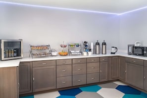 Desayuno continental incluido todos los días