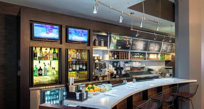 Courtyard by Marriott Omaha Downtown