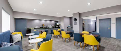 Free daily full breakfast