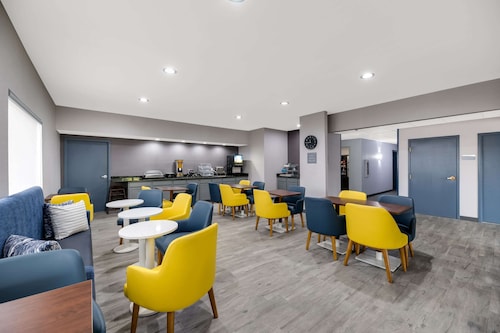 Quality Inn & Suites Artesia