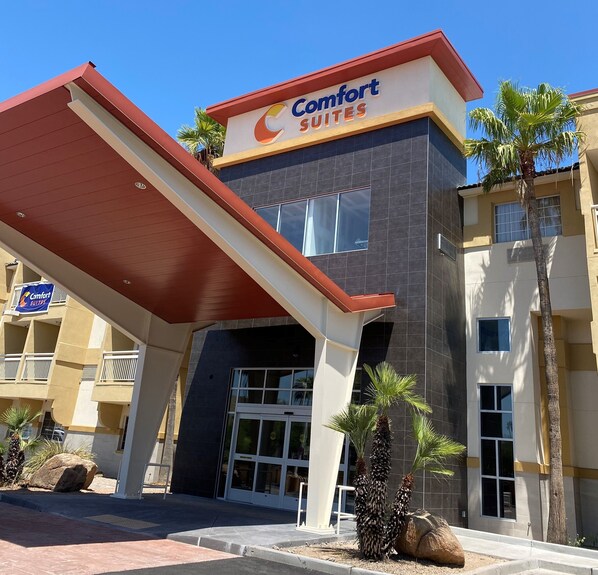 Exterior - Comfort Suites Phoenix Airport (Tempe)