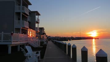 Direct Bay Front Double Queen Suite - Bayfront | View from room