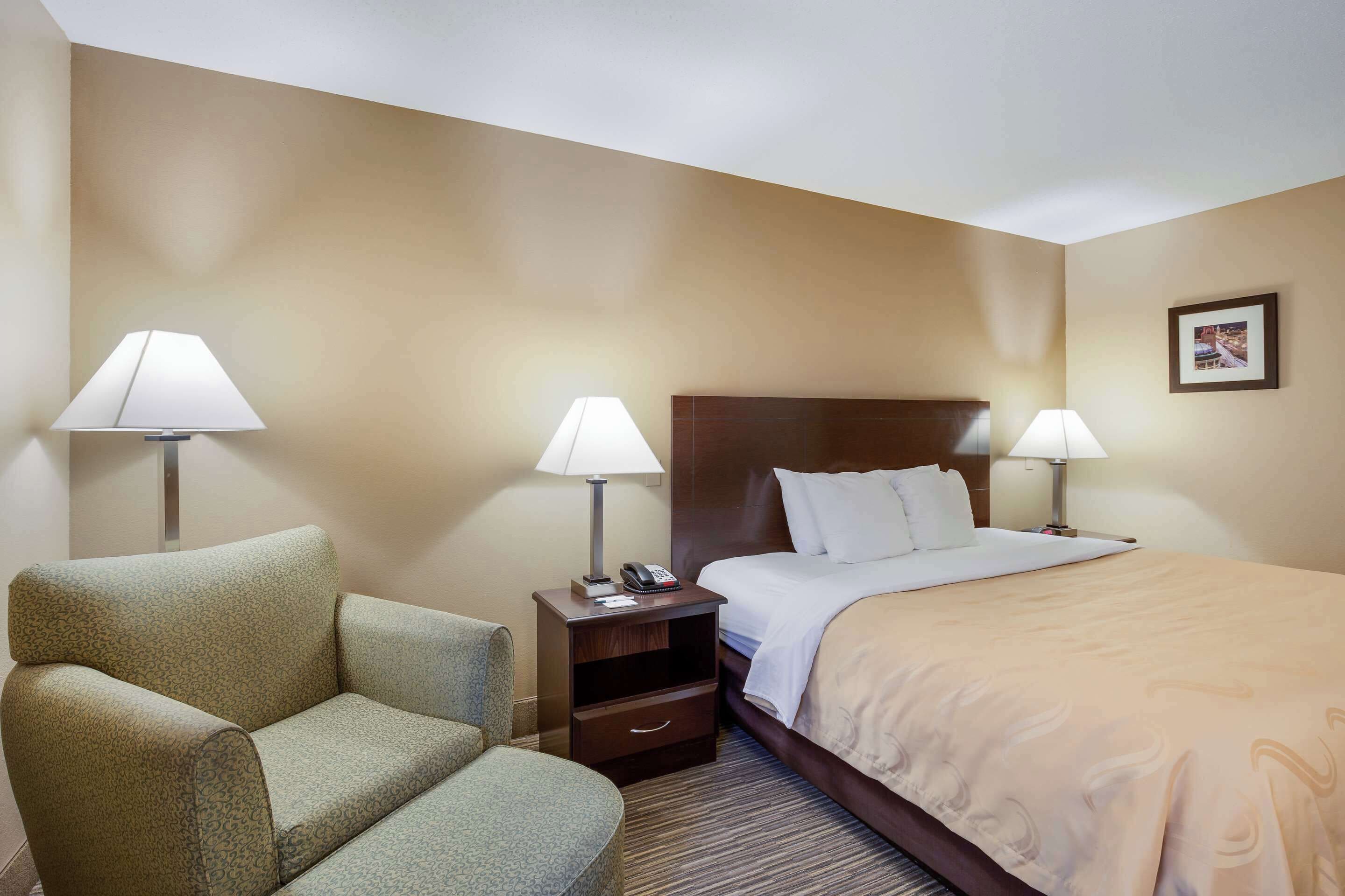 Photo - Quality Inn I-70 Near Kansas Speedway