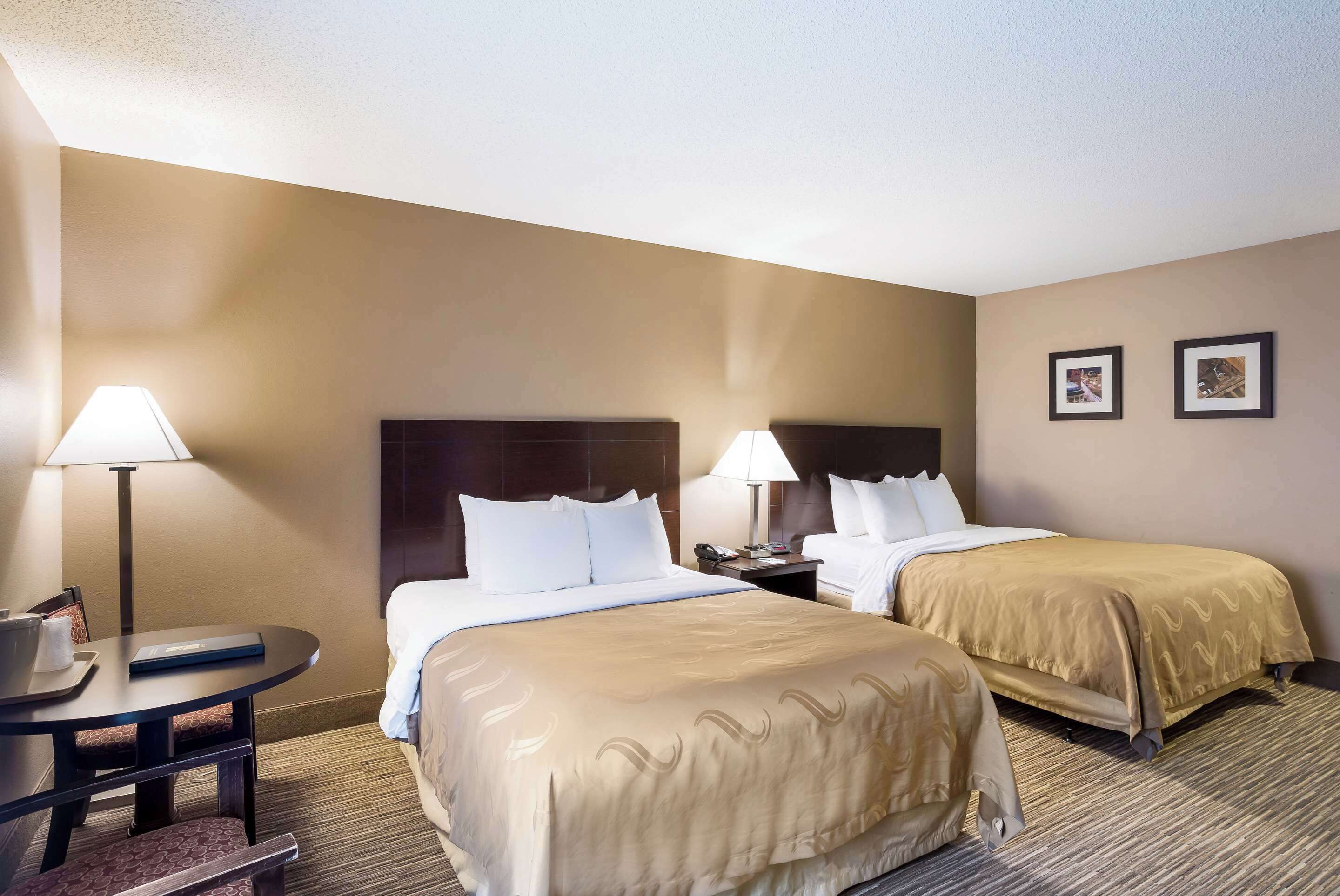Photo - Quality Inn I-70 Near Kansas Speedway