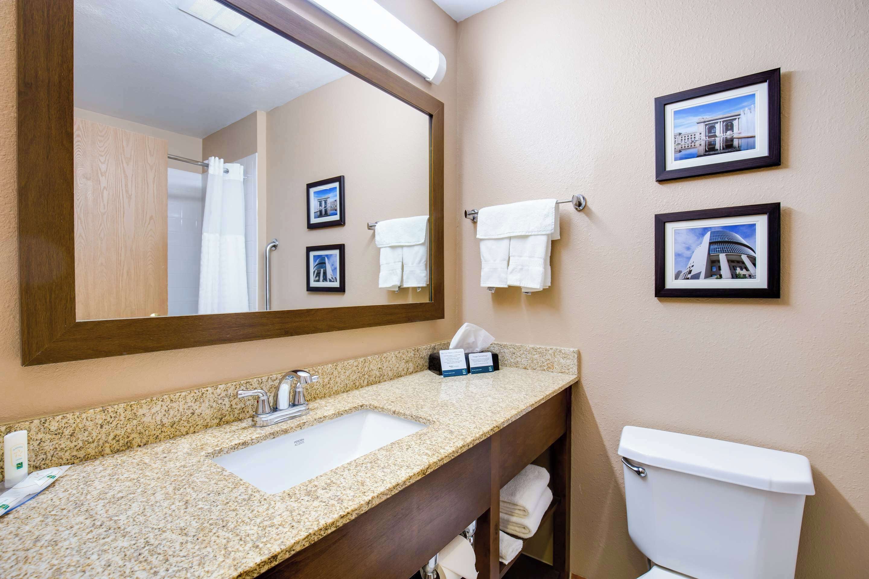 Foto - Quality Inn I-70 Near Kansas Speedway