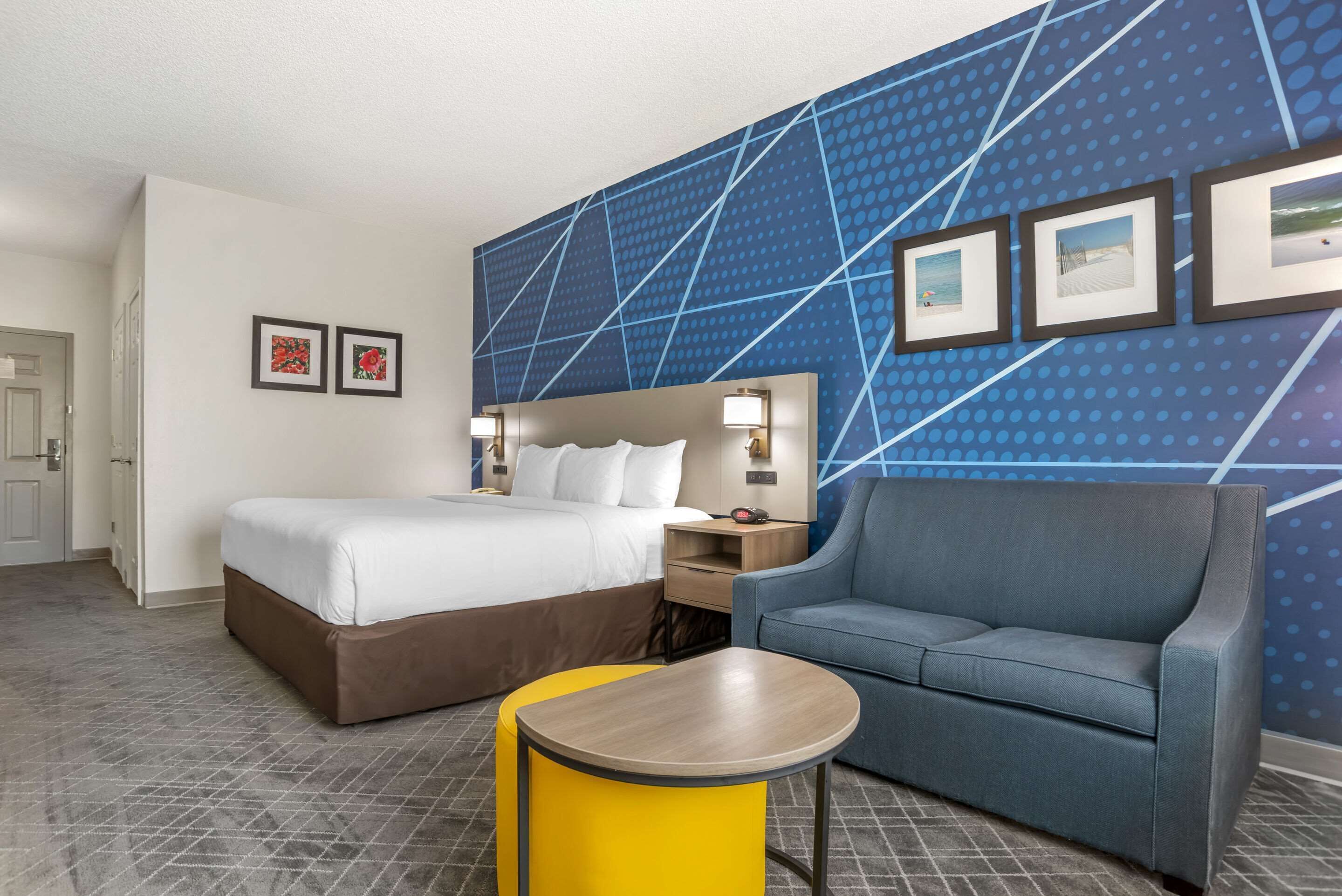 room, 1 king bed with sofa bed, accessible, non smoking | desk, iron/ironing board, free wifi, bed sheets