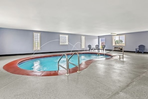 Una piscina cubierta
